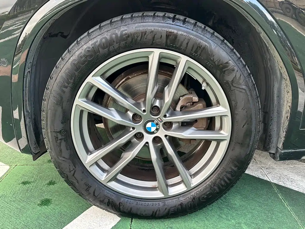 BMW X3 — миниатюра 25