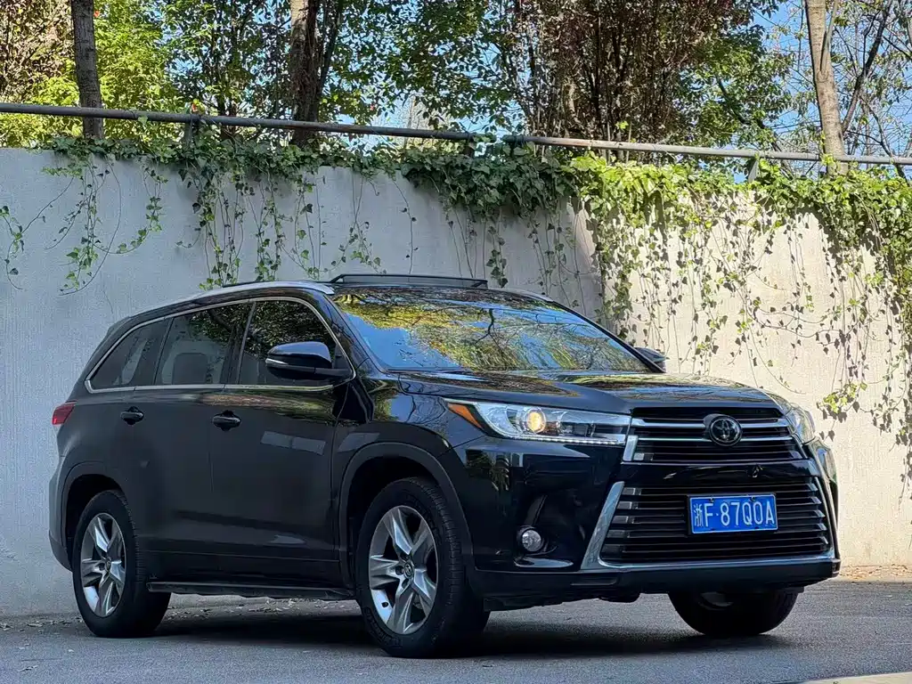 Toyota Highlander — миниатюра 3