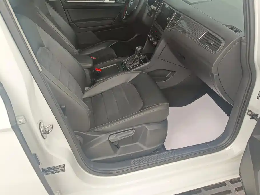 Volkswagen Golf Sportsvan — миниатюра 8