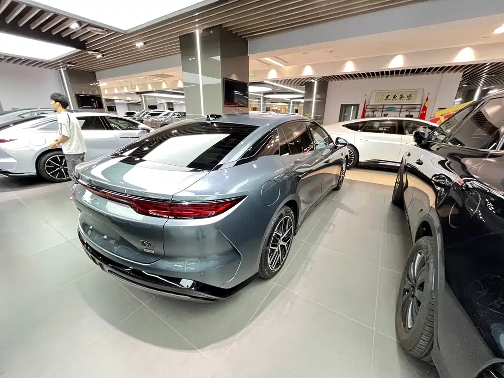 BYD Хань Ли — миниатюра 14