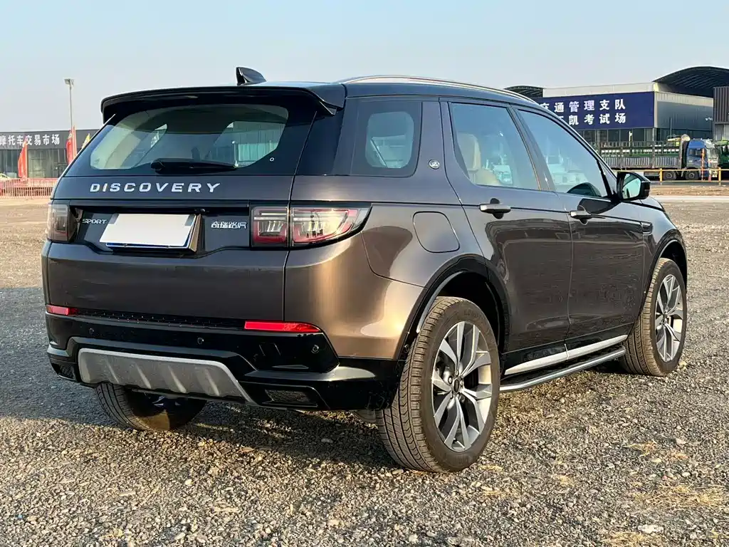 LAND ROVER DISCOVER SPORTS