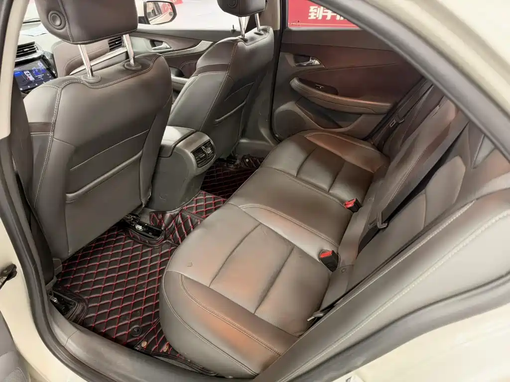 Chevrolet Malibu — миниатюра 6