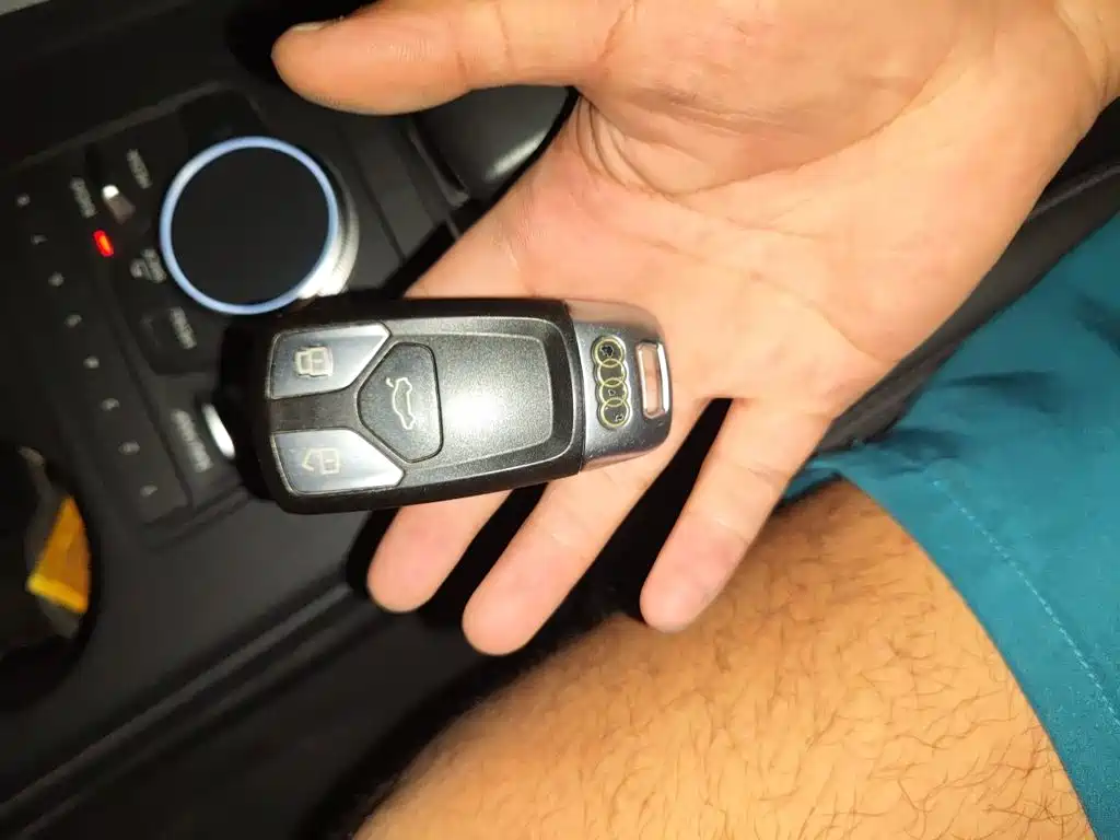 Audi A4L — миниатюра 12
