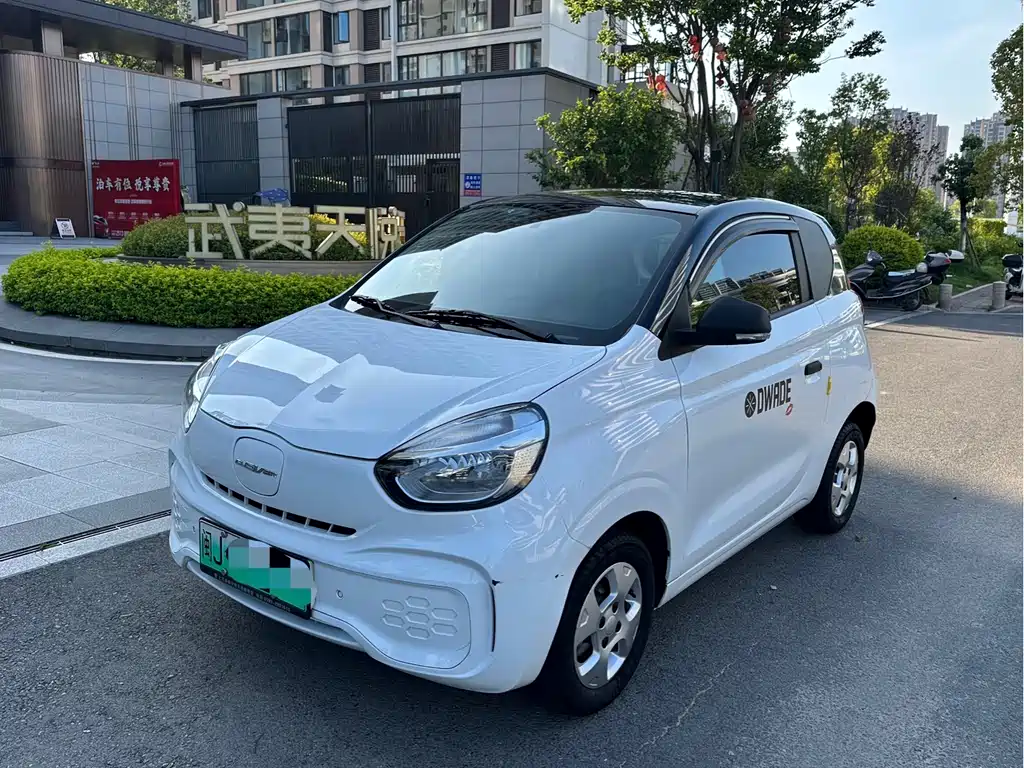 Roewe Clever 2021 302km