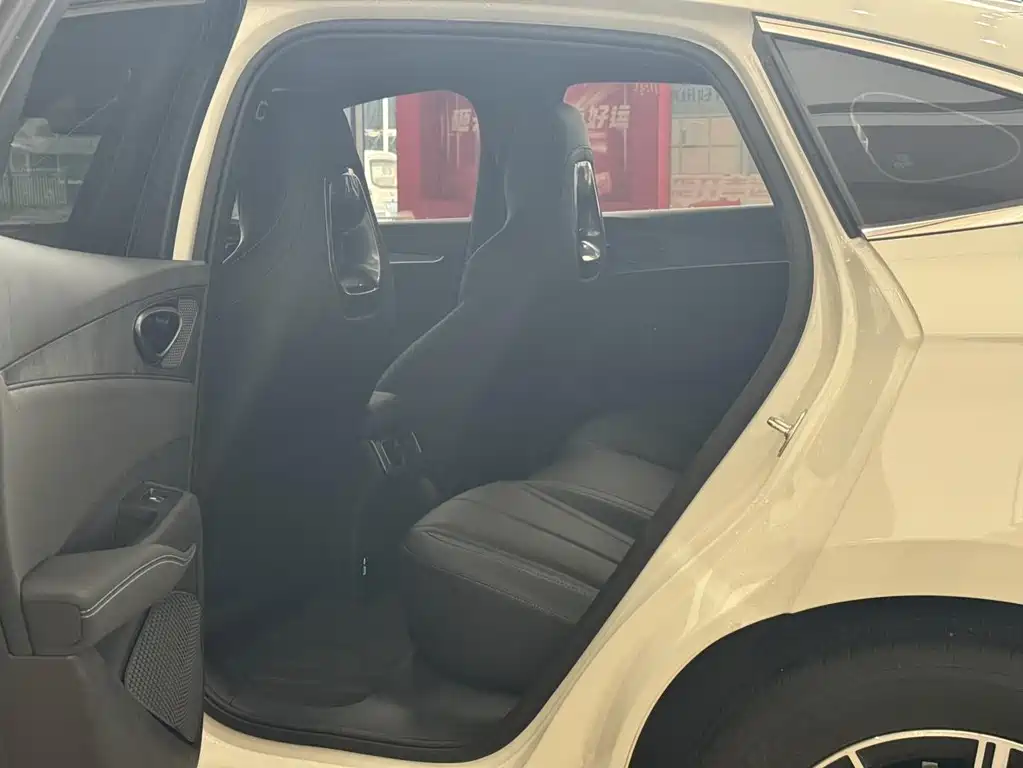 BYD SEAL 06 NEW ENERGY