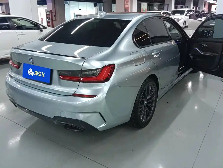 BMW 3 Series — миниатюра 3