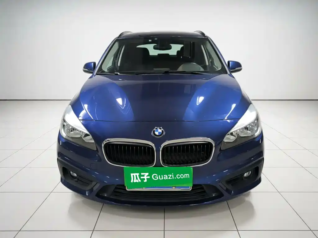 BMW 2 Series Active Tourer — миниатюра 2