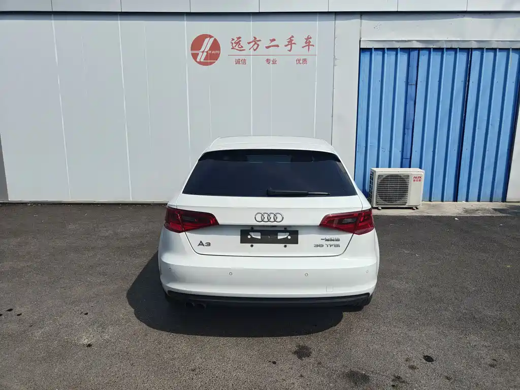 Audi A3 2014 Sportback 35 TFSI AT Fashion