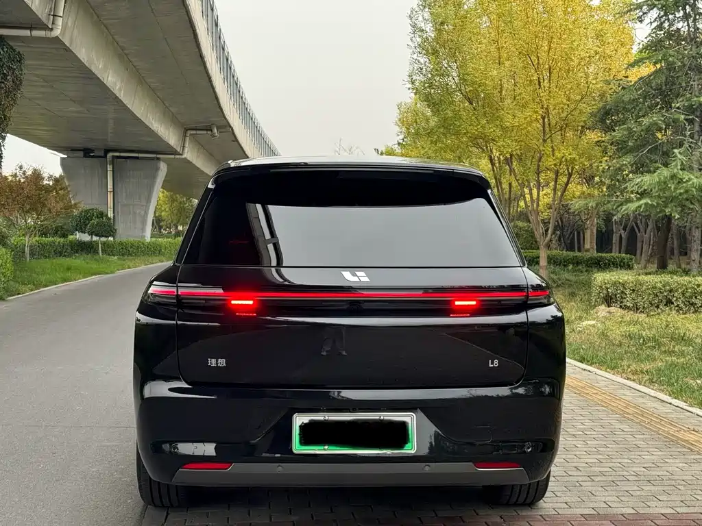 Li Auto Li L8 — миниатюра 4