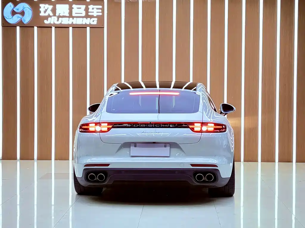 Porsche Panamera — миниатюра 20