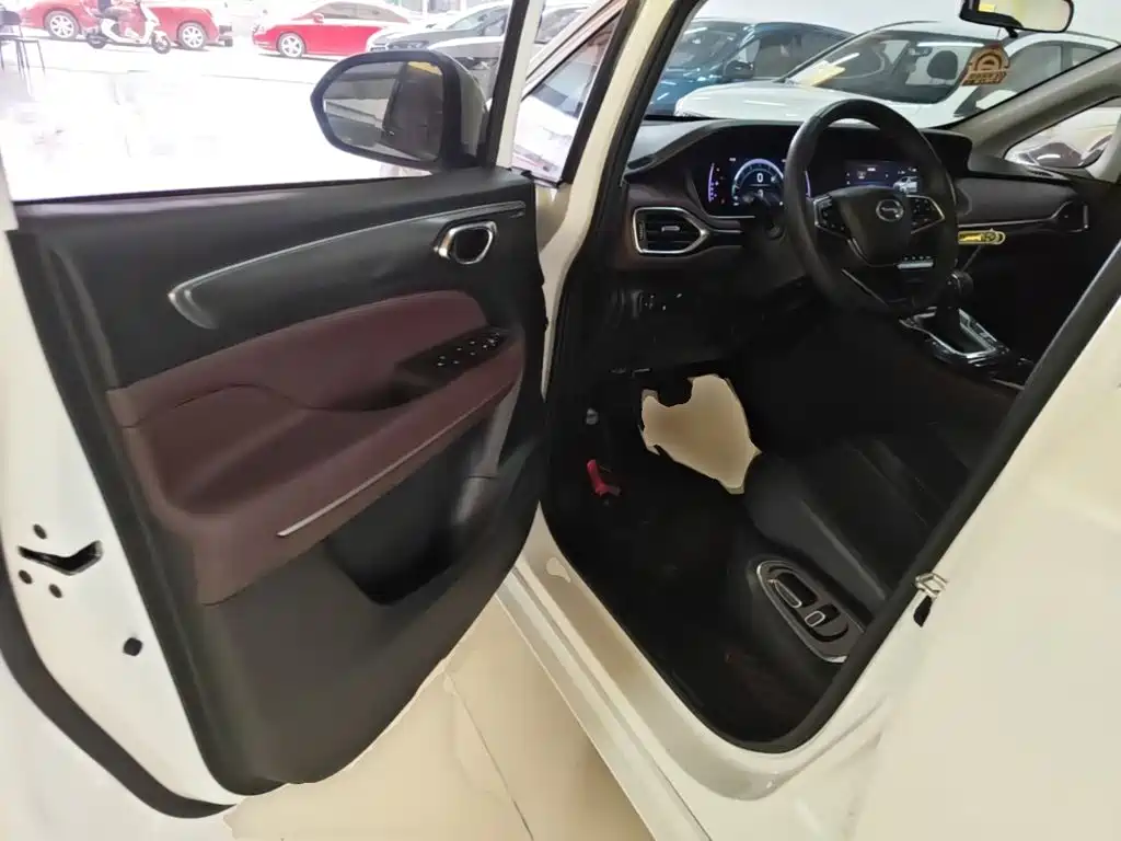 GAC Motor Trumpchi M6 — миниатюра 16