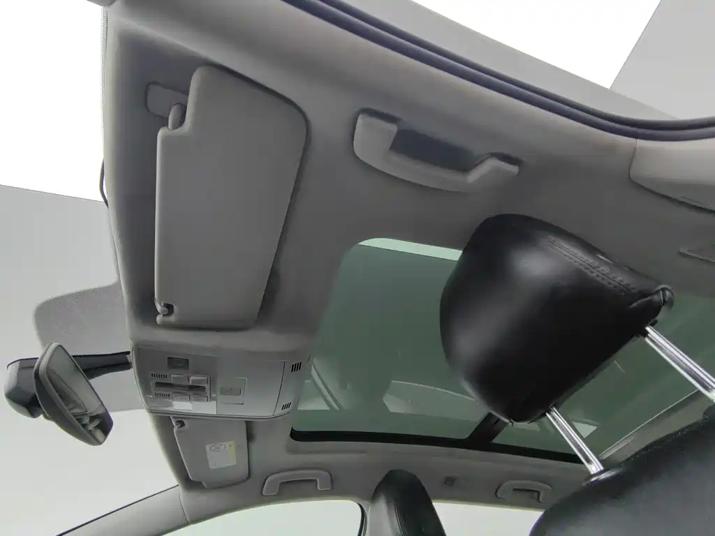 Volkswagen Golf (Import) — миниатюра 14