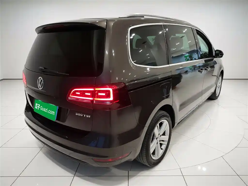 Volkswagen Xia 2016 380TSI 7 мест