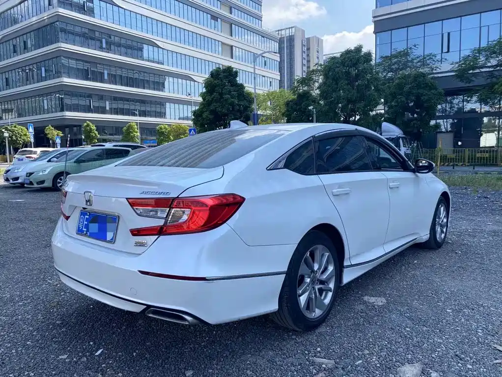 Honda Accord — миниатюра 3