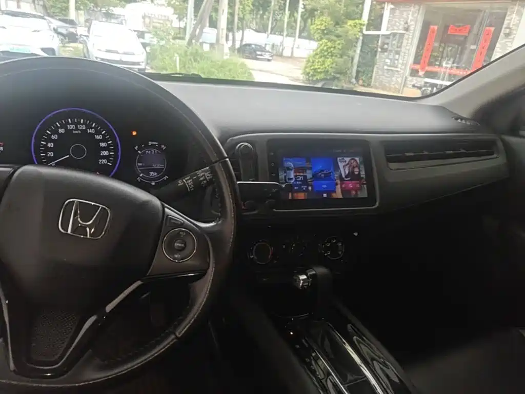 Honda Vezel — миниатюра 10