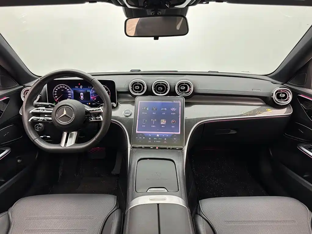 Mercedes-Benz C-Class — миниатюра 10