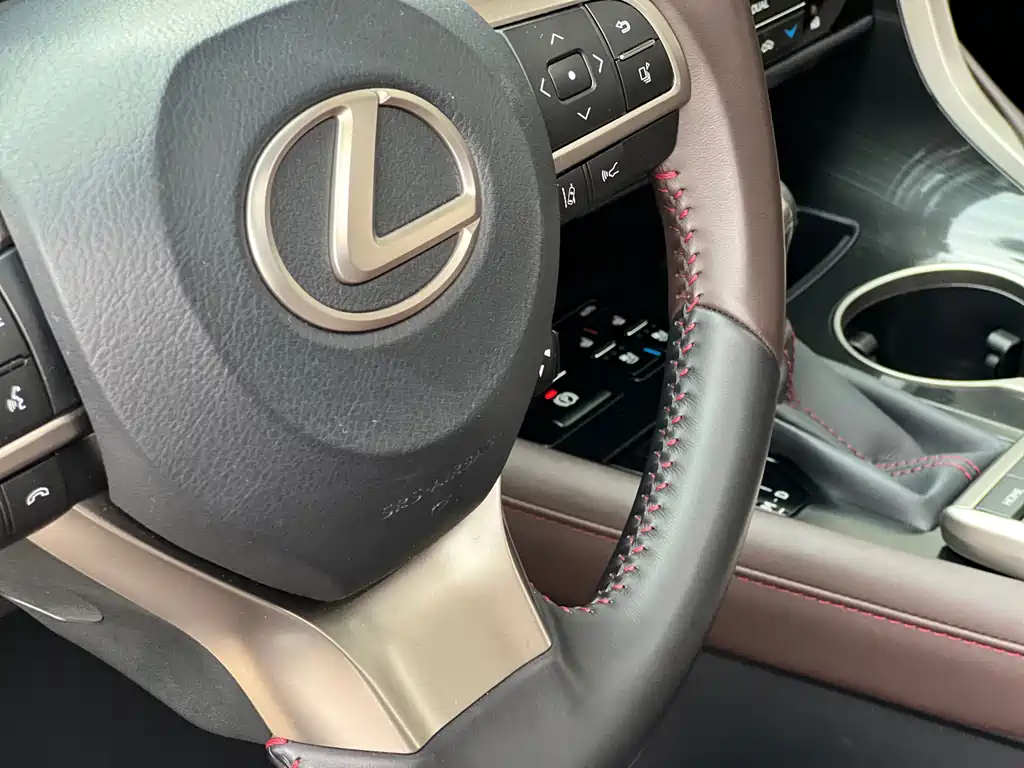 Lexus RX — миниатюра 12
