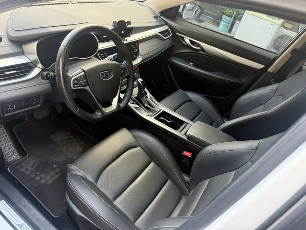 Geely Emgrand - фото 14