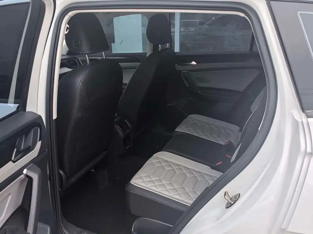 Volkswagen Tayron — миниатюра 6