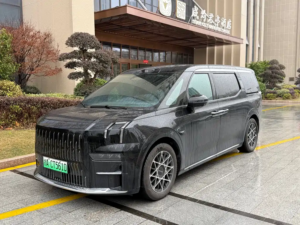 ZEEKR EXTREME KRYPTON 009