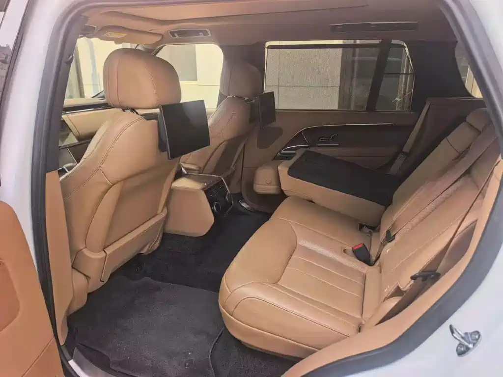 Land Rover Range Rover — миниатюра 4