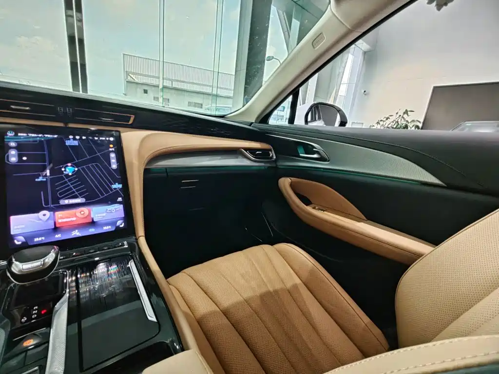 Hongqi Hongqi H5 — миниатюра 5