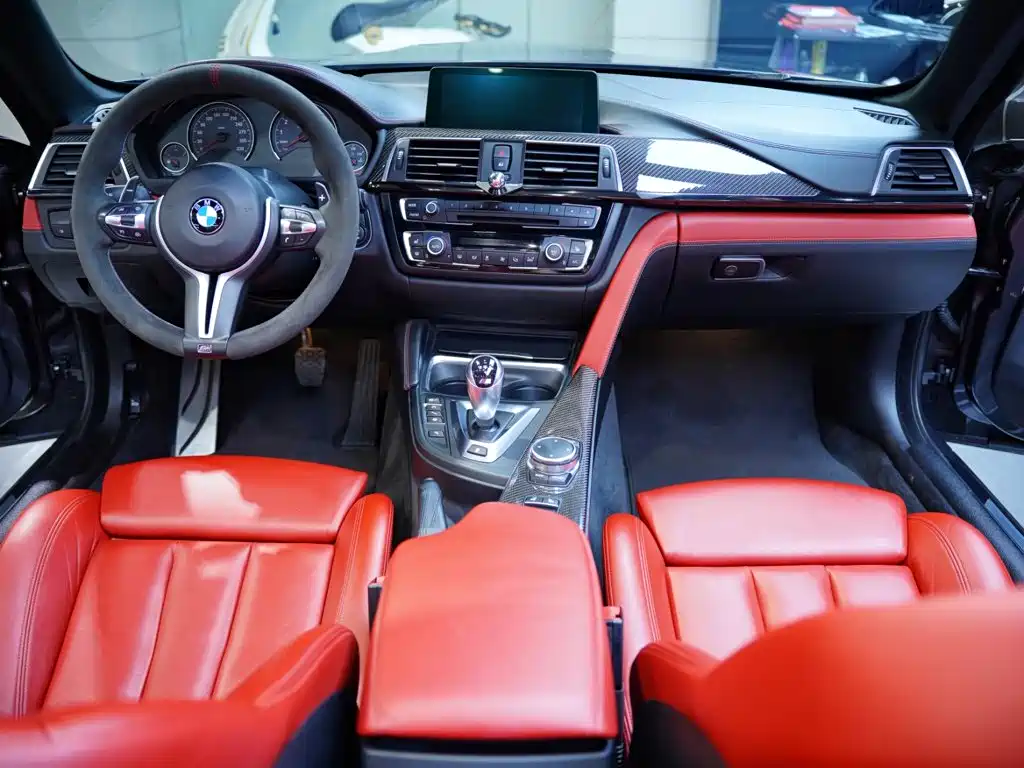 BMW M4 — миниатюра 38