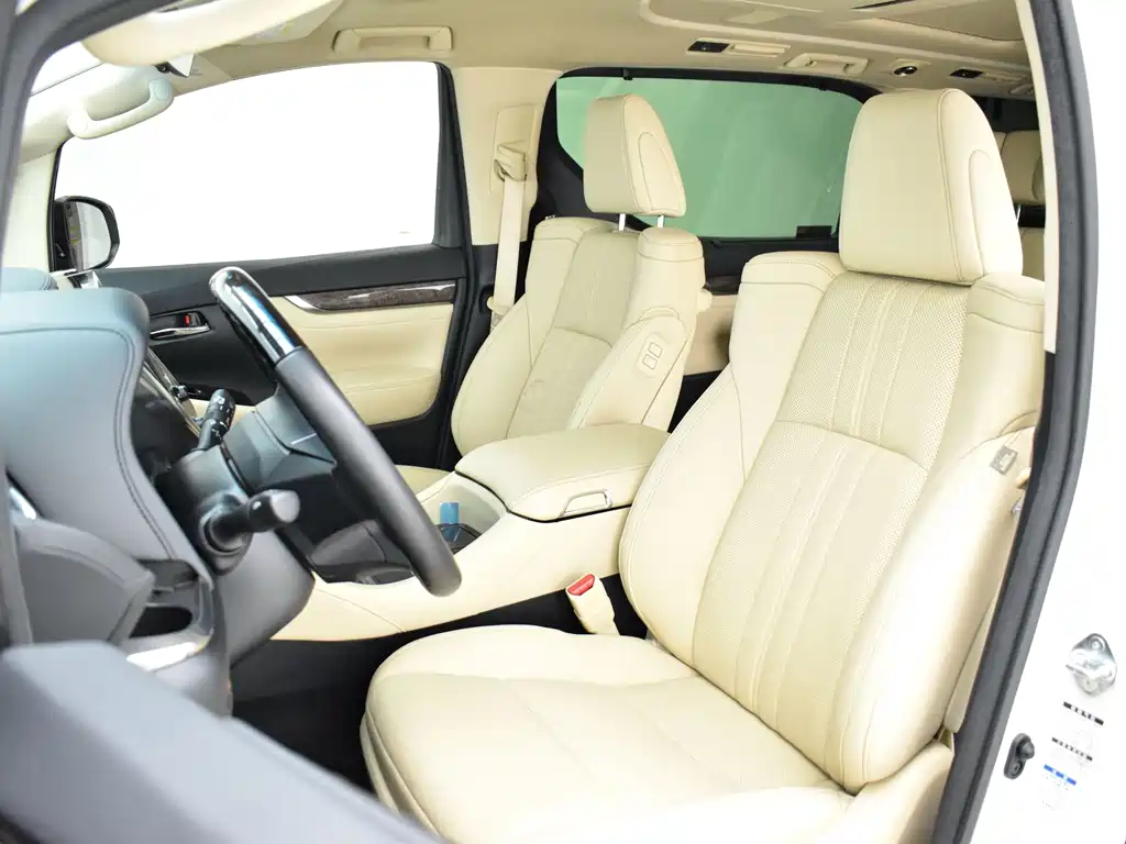Toyota Vellfire — миниатюра 18