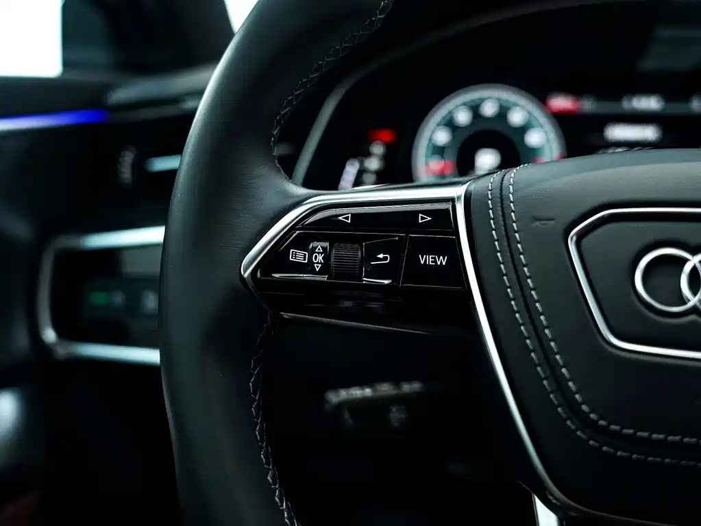 Audi A7L — миниатюра 23