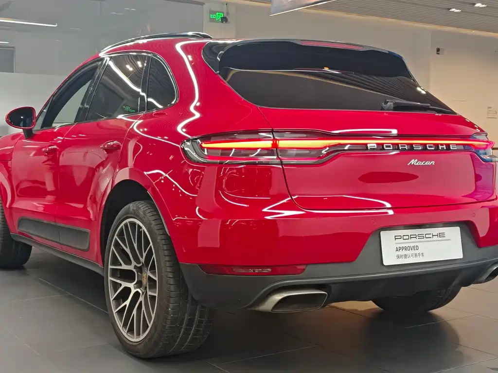 Porsche Macan — миниатюра 9