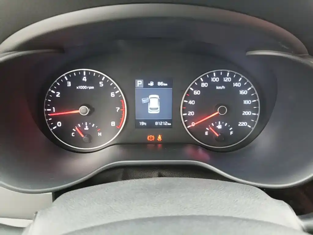 Kia KX Cross — миниатюра 12