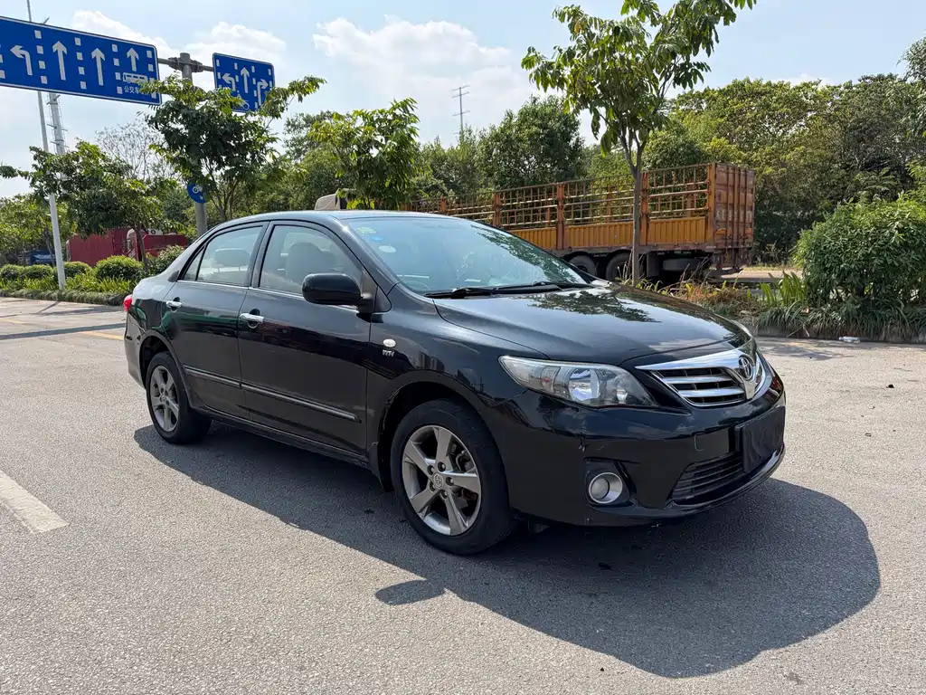 Toyota Corolla — миниатюра 3