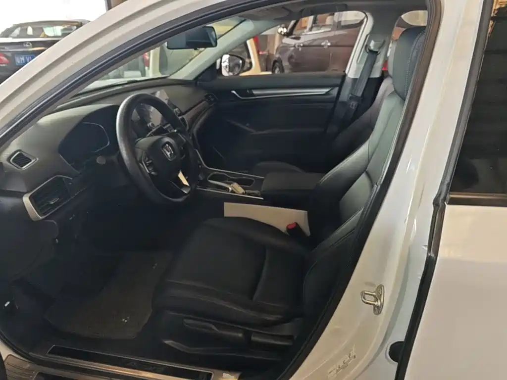 Honda Accord — миниатюра 15