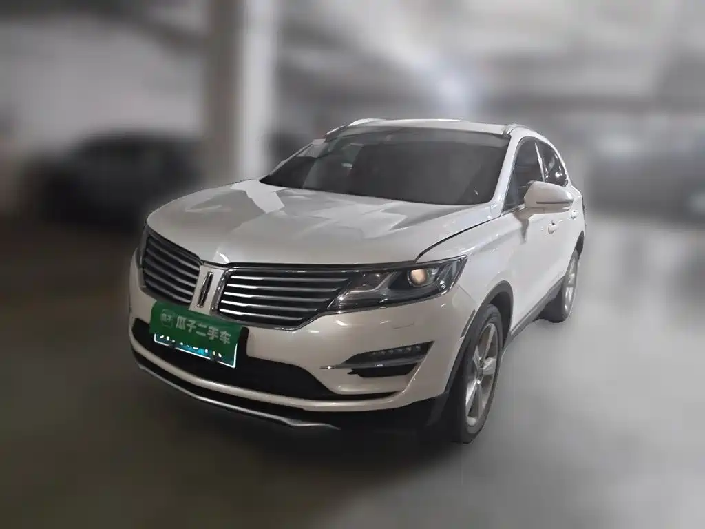 Lincoln MKC — миниатюра 2