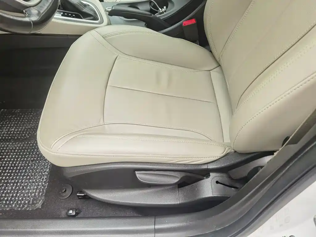 Buick Excelle — миниатюра 20