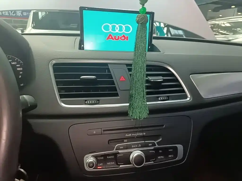 Audi Q3 — миниатюра 13