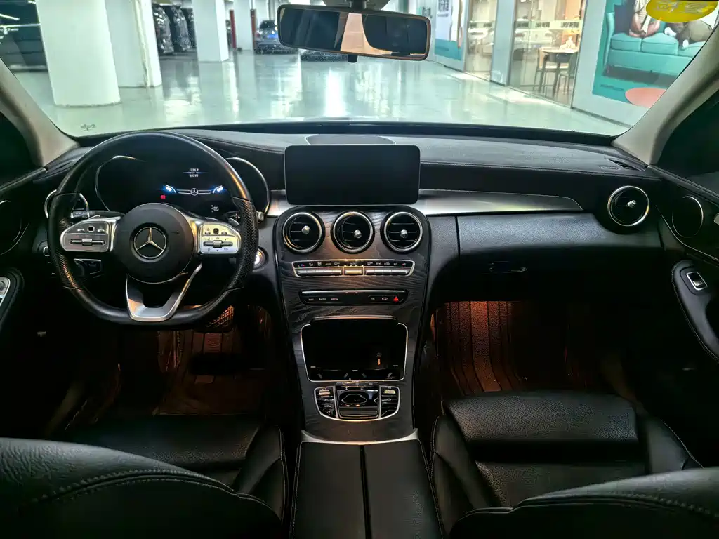 Mercedes-Benz C-Class — миниатюра 6