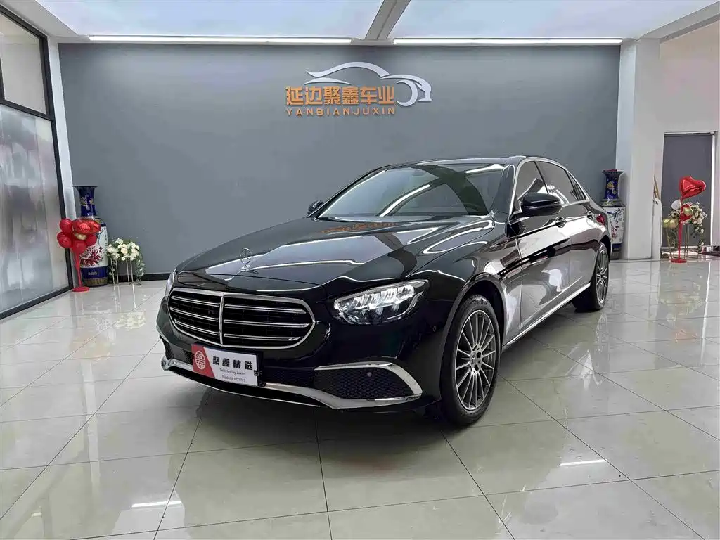 Mercedes-Benz E-Class 2022