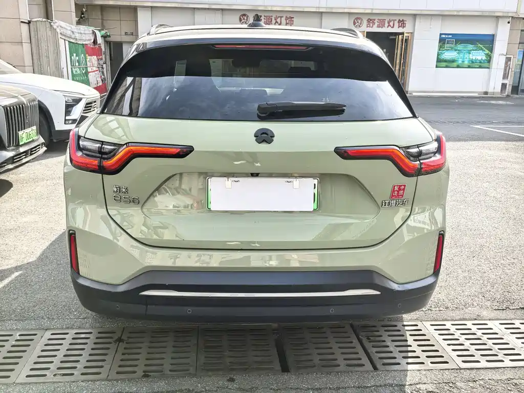 NIO NIO ES6