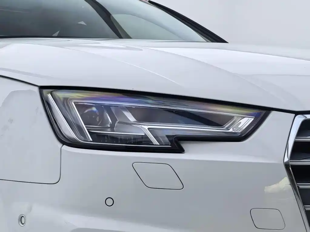 Audi A4L — миниатюра 3