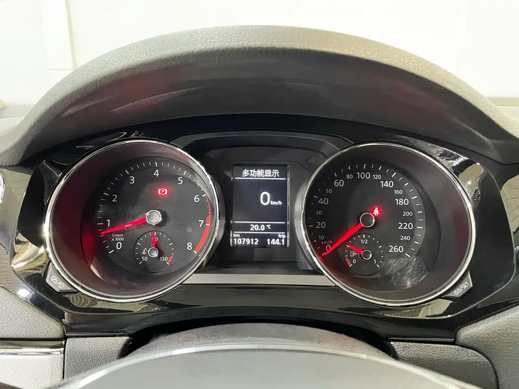 Volkswagen Sagitar — миниатюра 23