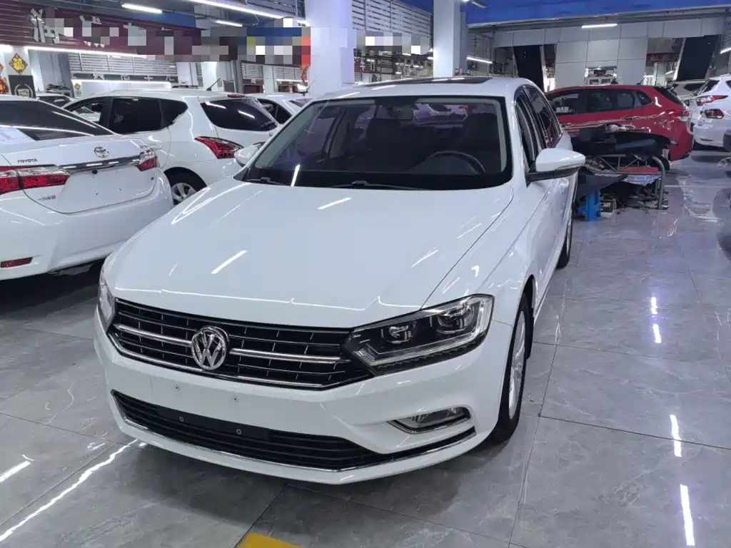 Volkswagen Bora — миниатюра 2
