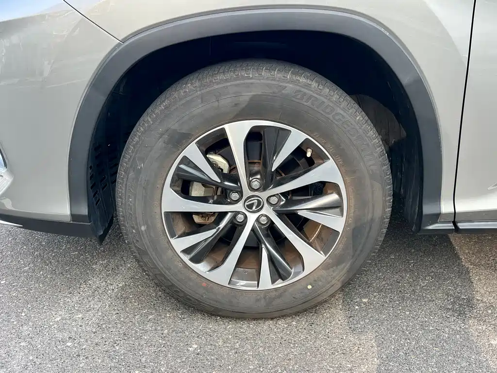 Lexus RX — миниатюра 16