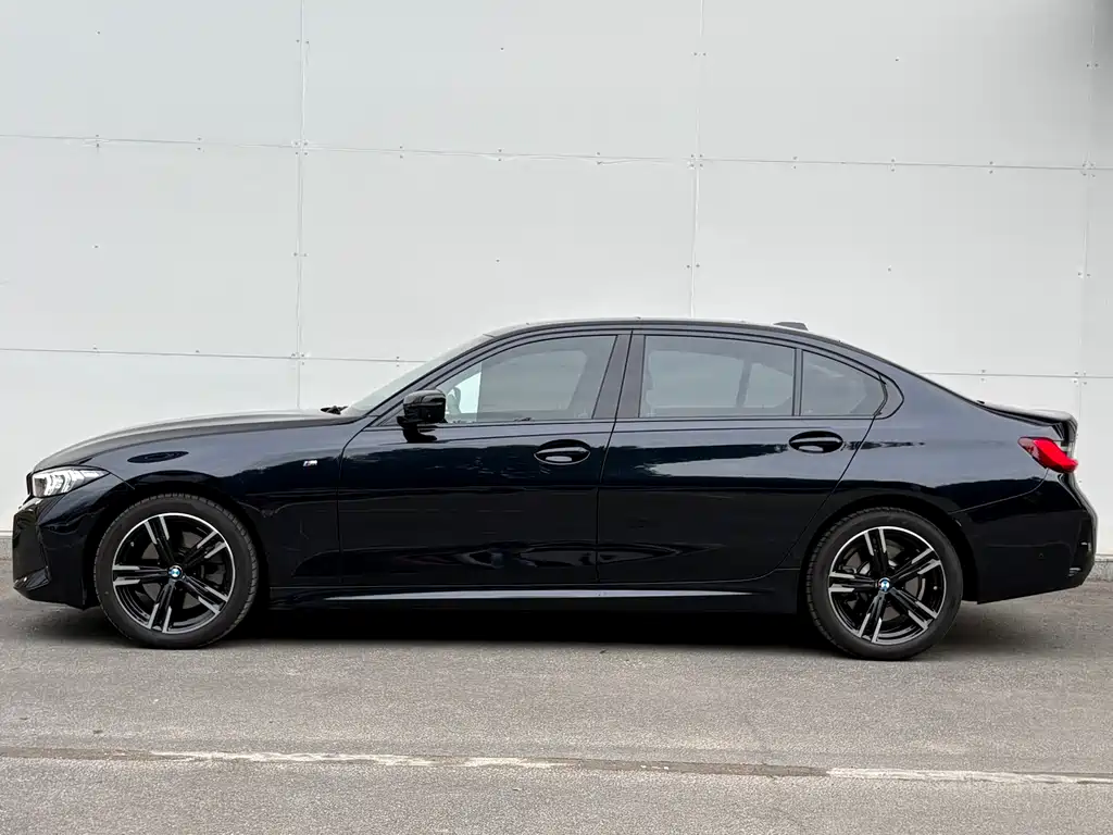 BMW 3 Series 3 2025 330Li M Sport