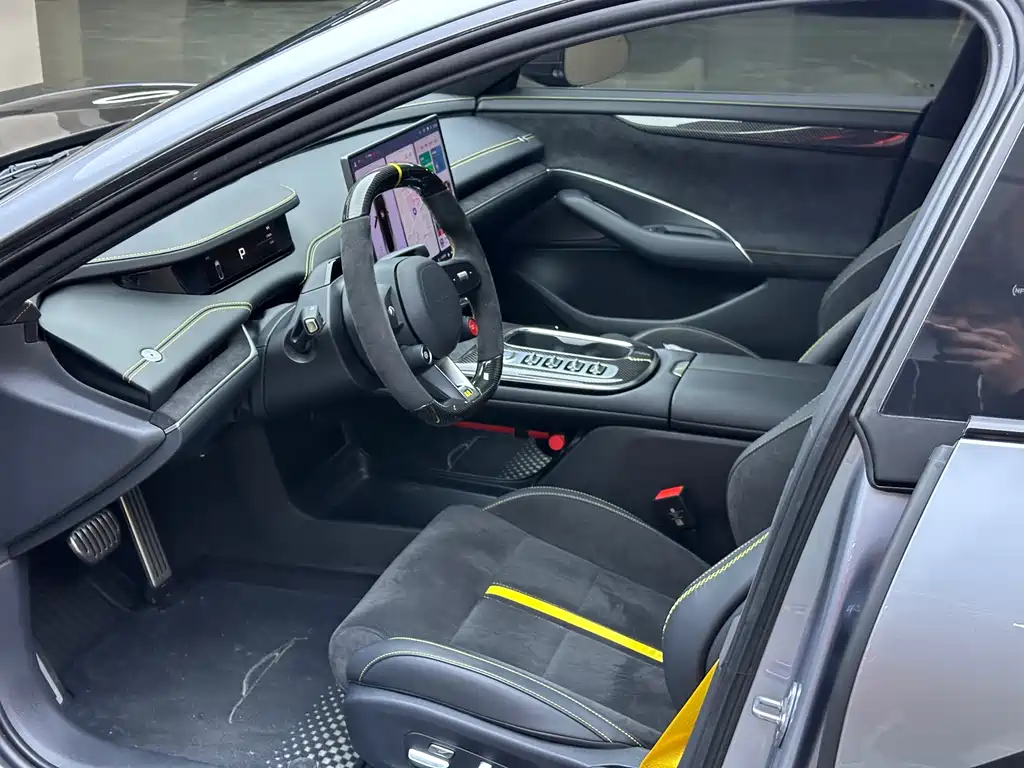 XIAOMI CAR XIAOMI SU7 ULTRA