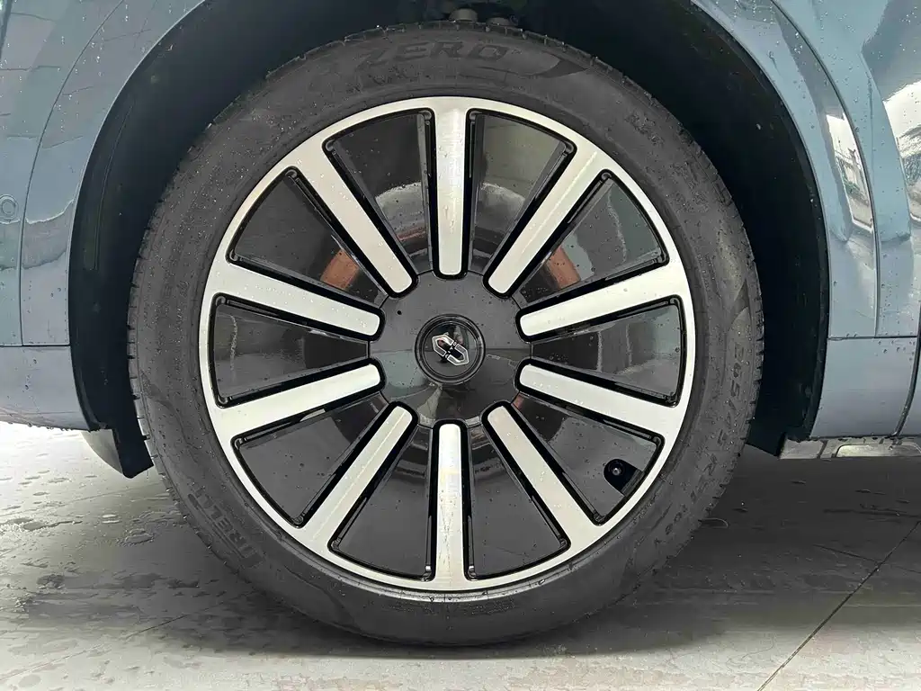 AITO AITO M9 — миниатюра 7