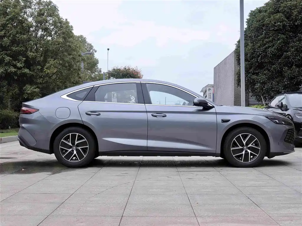 BYD Qin L — миниатюра 4