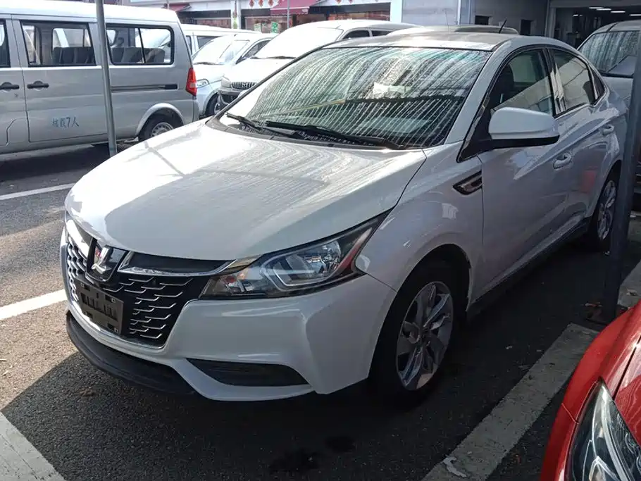 Luxgen Rui 3