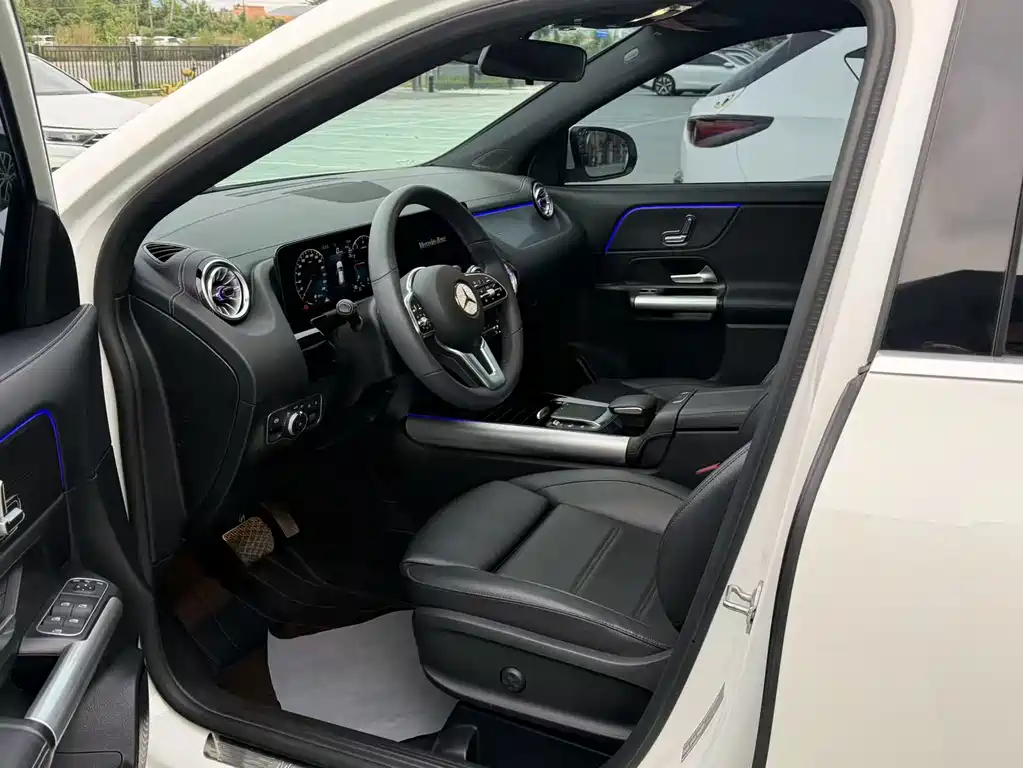 Mercedes-Benz GLA — миниатюра 6