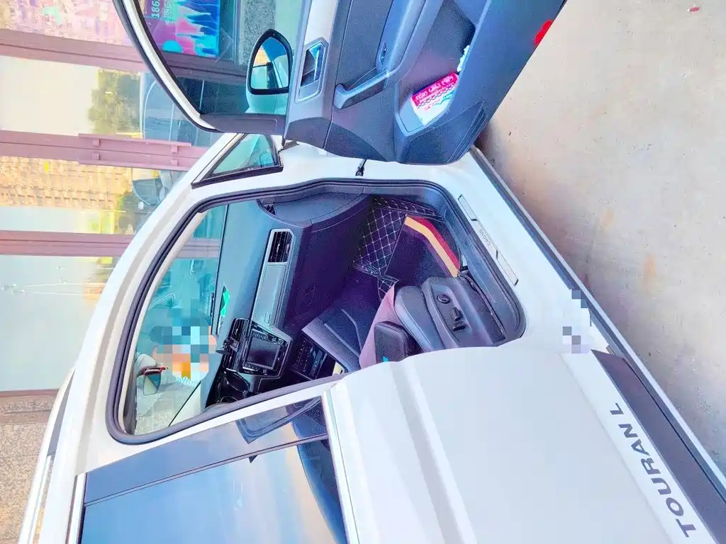 Volkswagen Touran — миниатюра 19